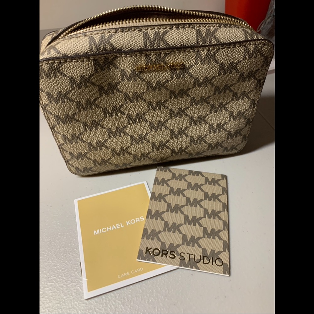 MICHAEL KORS CROSSBODY BAG